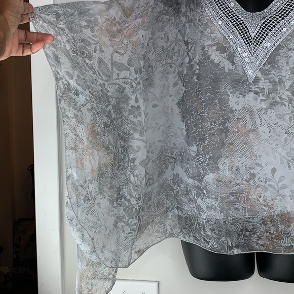 Le Marais Paris silk top - Picture 7 of 12